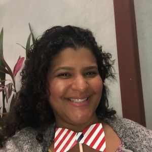 Meet your Posher, Josefina